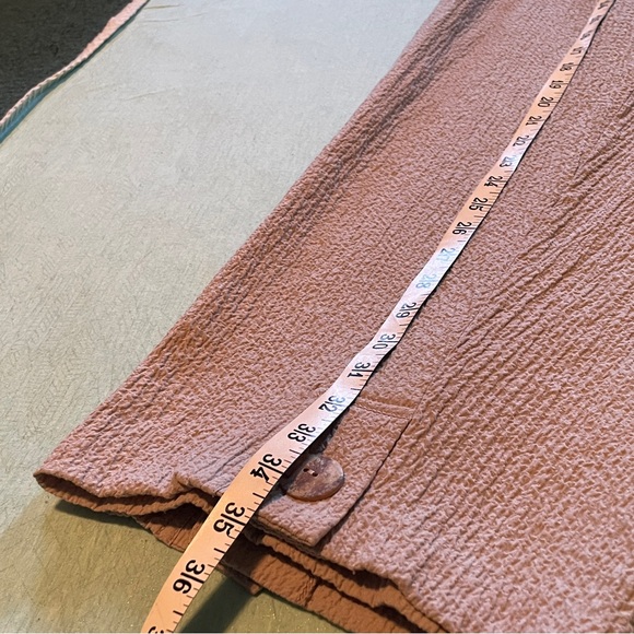 Appleseed's Women's XL Beige Tan Two-Piece Button-Up Top & Cropped Pants EUC - Picture 15 of 16